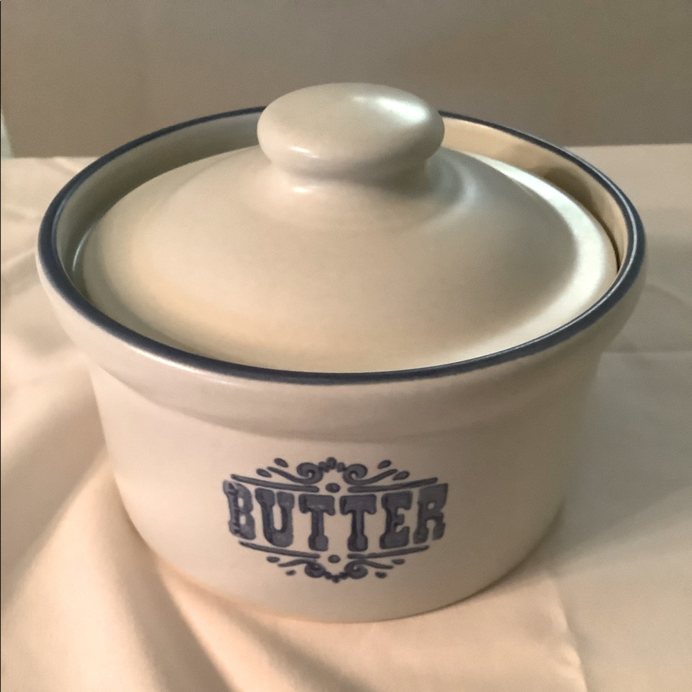 Pfaltzgraff Yorktown Butter crock